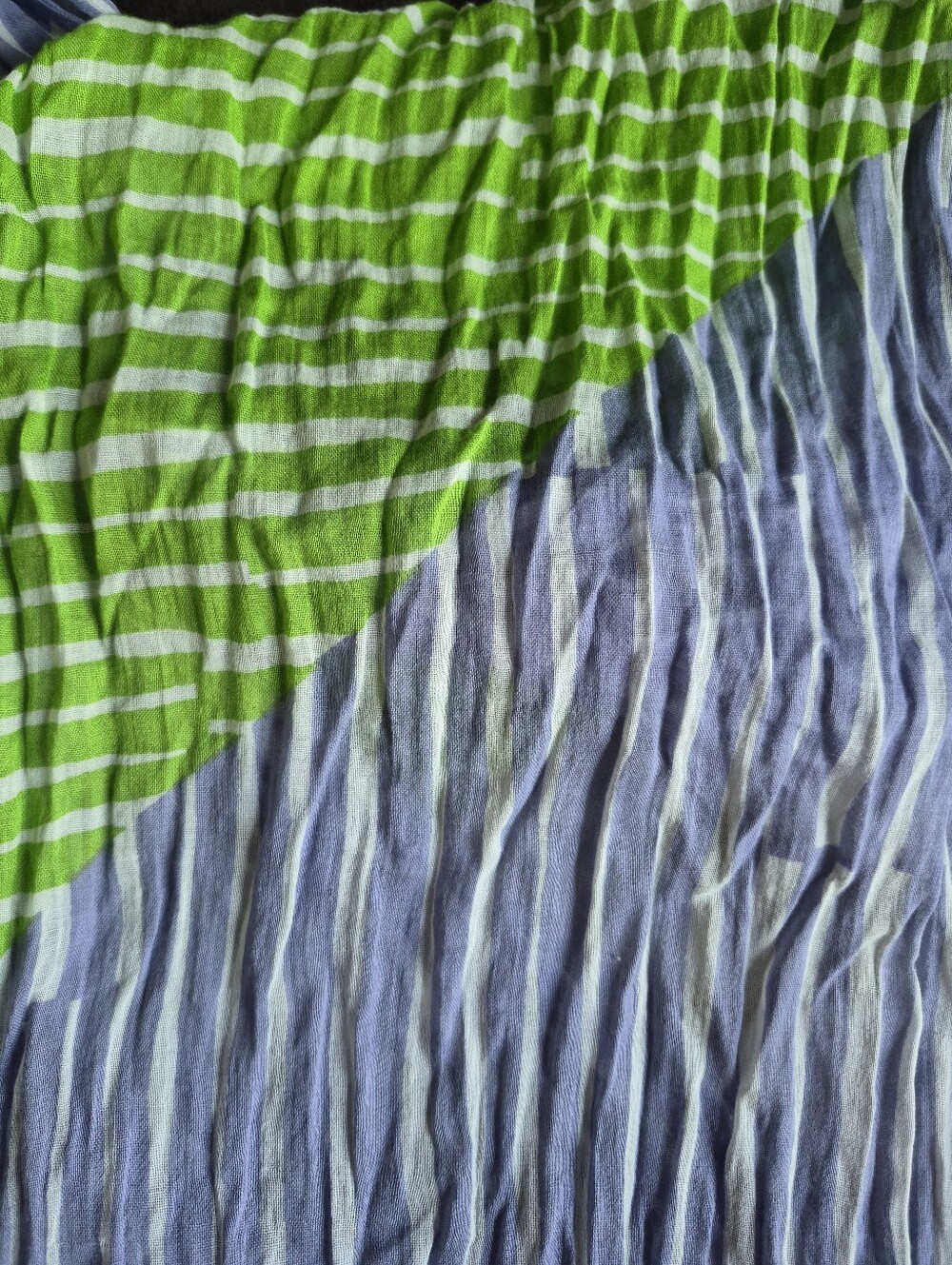 Gudrun Sjoden Hazel Shawl - Picture 7 of 8